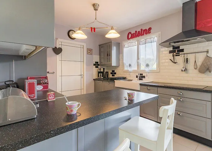 Maison Neuve En Bord De Avec Jardin Boise, Wifi, Et Equipements Complets - Fr-1-306-1096 *